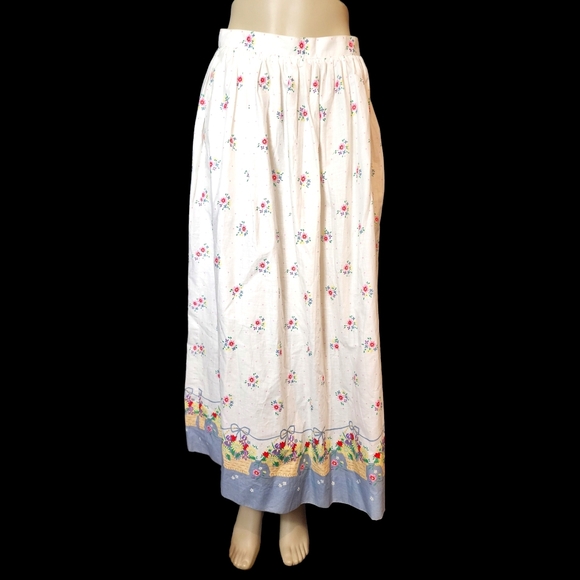 🌸Lovely 80s Cottage Skirt - Picture 2 of 9